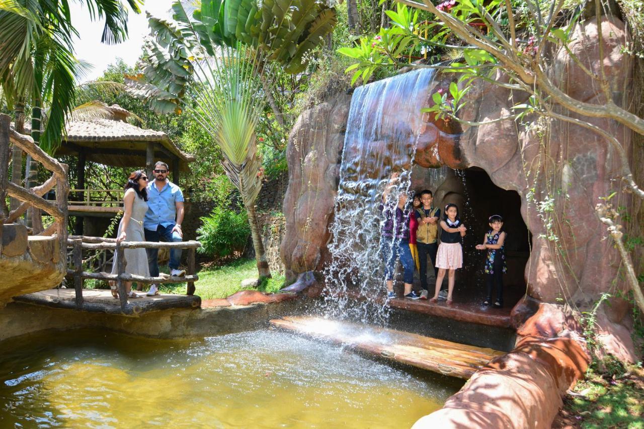 פונה Surya Shibir Resort מראה חיצוני תמונה