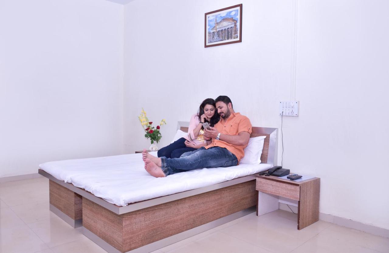פונה Surya Shibir Resort מראה חיצוני תמונה