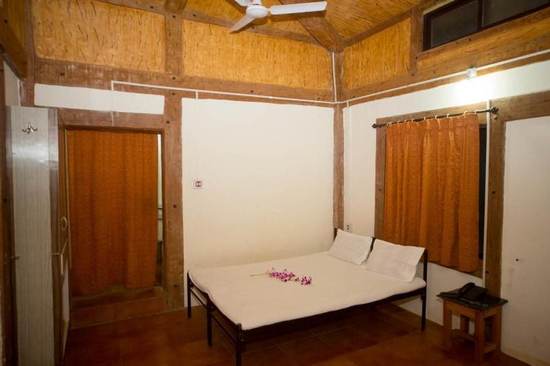 פונה Surya Shibir Resort מראה חיצוני תמונה